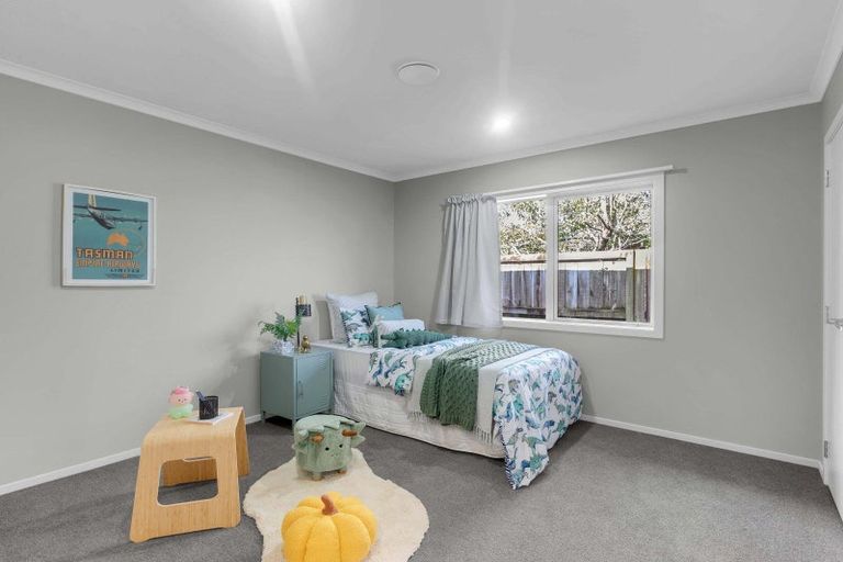 Photo of property in 1 Whitney Place, Rototuna North, Hamilton, 3210