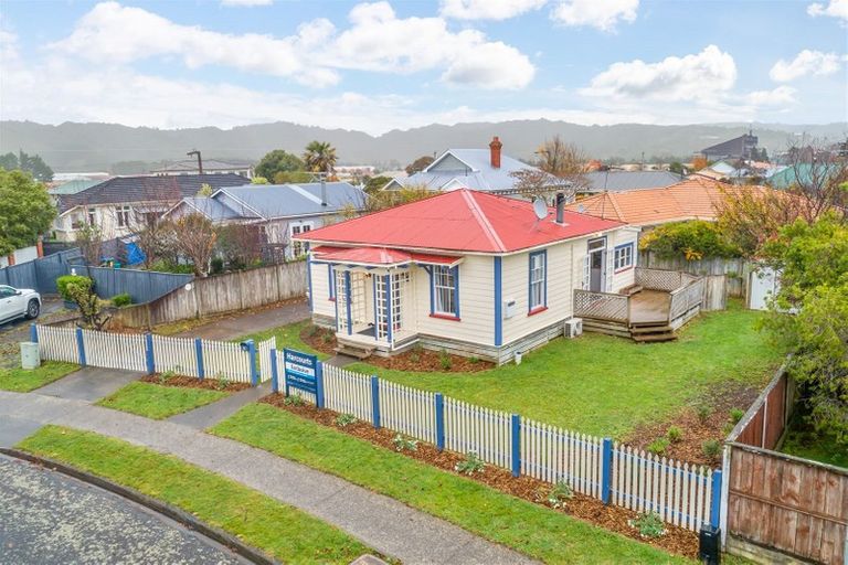 Photo of property in 2 Phar Lap Grove, Trentham, Upper Hutt, 5018