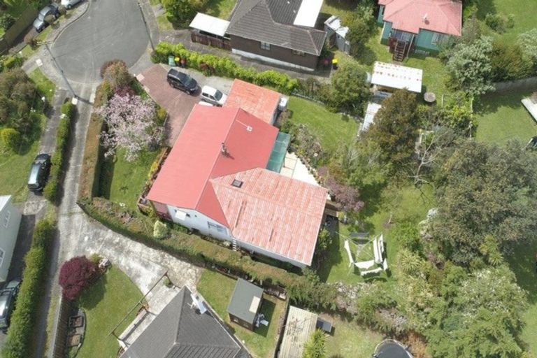 Photo of property in 10 Albertson Place, Manurewa, Auckland, 2102