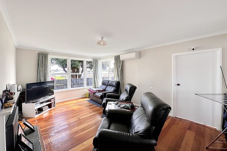 Photo of property in 19 Maire Street, Gonville, Whanganui, 4501