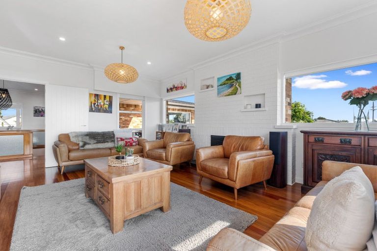 Photo of property in 19 Darraghs Road, Brookfield, Tauranga, 3110