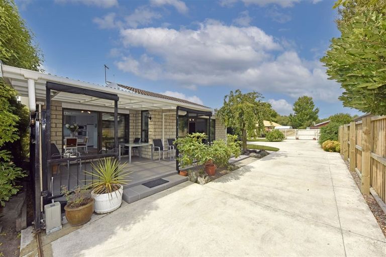 Photo of property in 11 Dalrye Place, Ilam, Christchurch, 8041