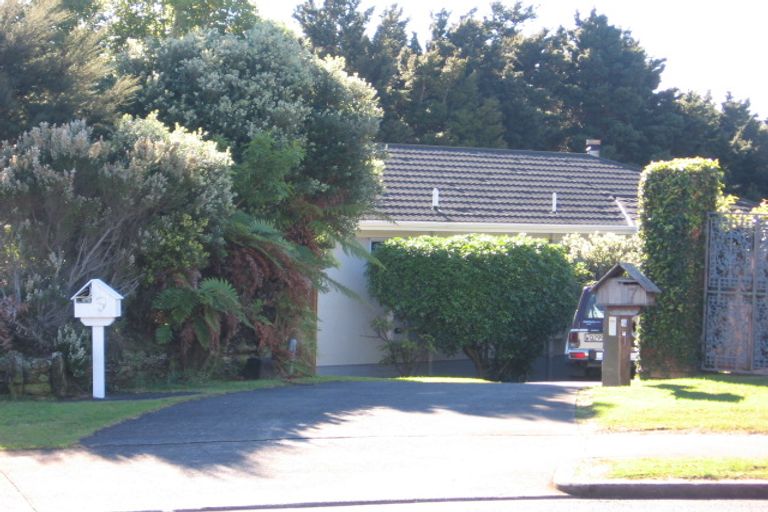 Photo of property in 7 Ilex Place, Totara Heights, Auckland, 2105