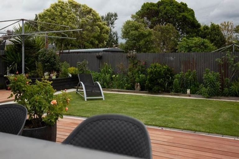 Photo of property in 4 Endeavour Street, North New Brighton, Christchurch, 8083