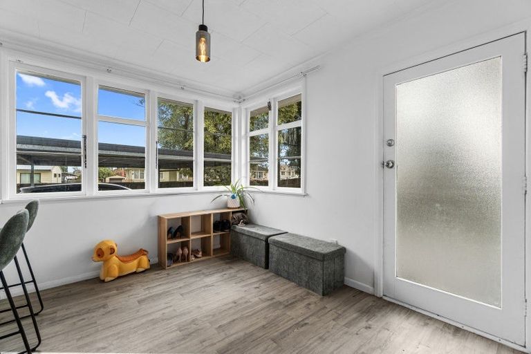 Photo of property in 6 Kenney Crescent, Fairfield, Hamilton, 3214