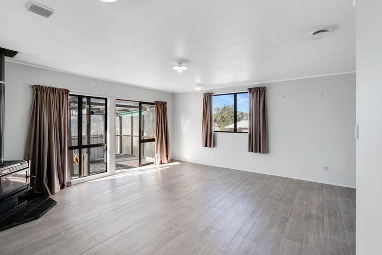 Photo of property in 26a Hamblyn Crescent, Nawton, Hamilton, 3200