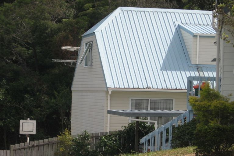 Photo of property in 1/22 Fernlea Rise, Bayview, Auckland, 0629