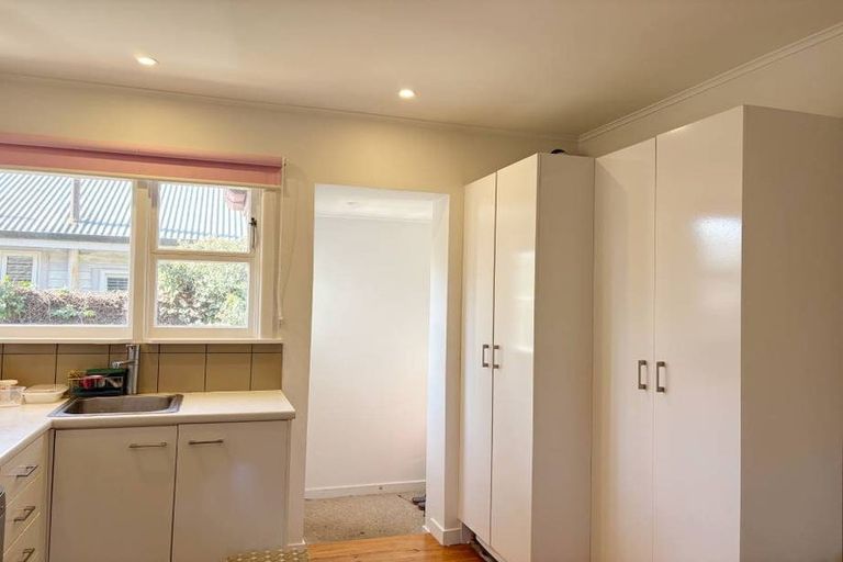 Photo of property in 2/15 Jeffreys Road, Fendalton, Christchurch, 8052