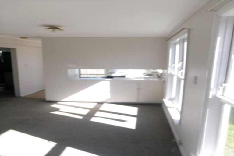 Photo of property in 1/62 Swaffield Road, Papatoetoe, Auckland, 2025