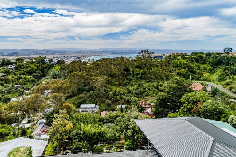 Photo of property in 34 Simla Terrace, Hospital Hill, Napier, 4110
