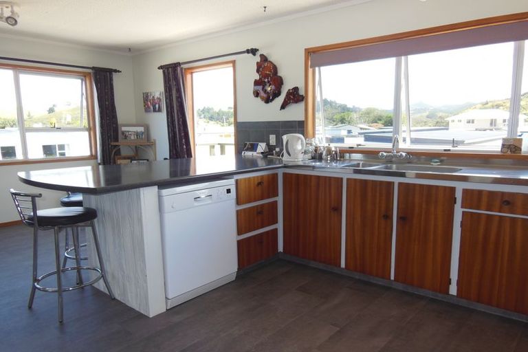 Photo of property in 4 Te Kapua Street, Oakura, Hikurangi, 0184
