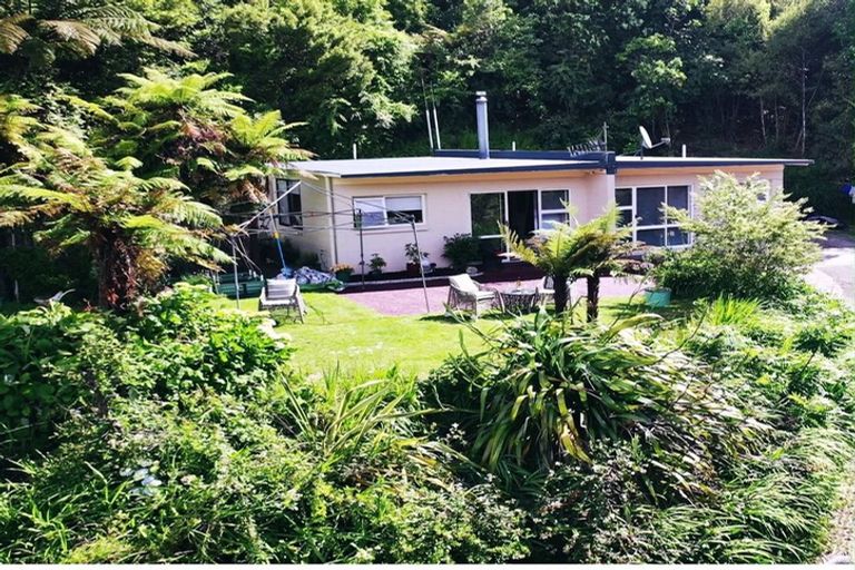 Photo of property in 73 State Highway 30, Lake Rotoma, Rotorua, 3074