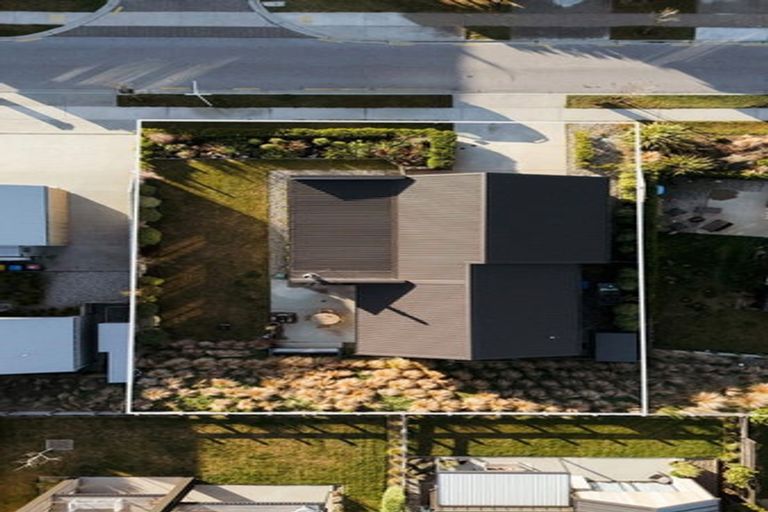 Photo of property in 39 Obelisk Street, Wanaka, 9305