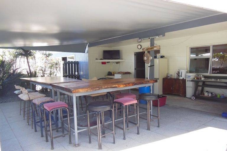 Photo of property in 4 Te Kapua Street, Oakura, Hikurangi, 0184