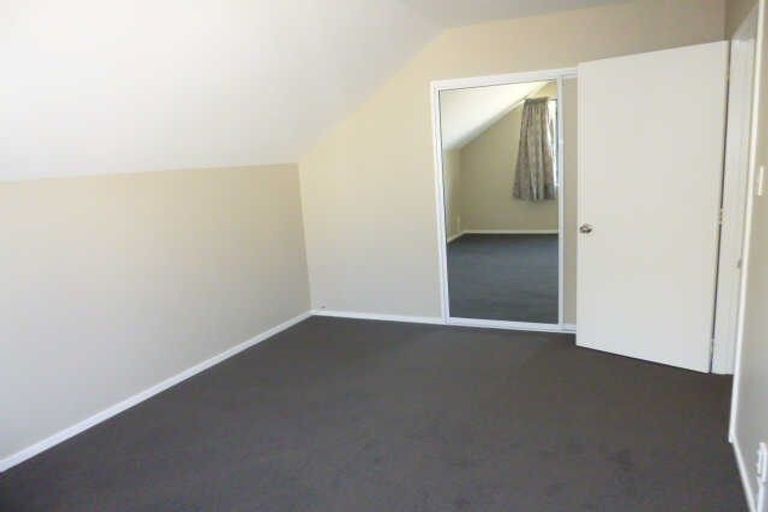 Photo of property in 70a Middlepark Road, Sockburn, Christchurch, 8042