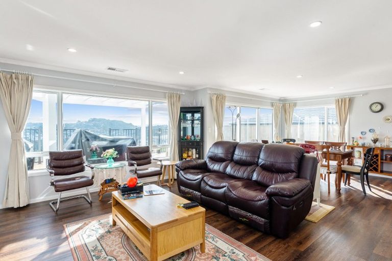 Photo of property in 158 Navigation Drive, Whitby, Porirua, 5024