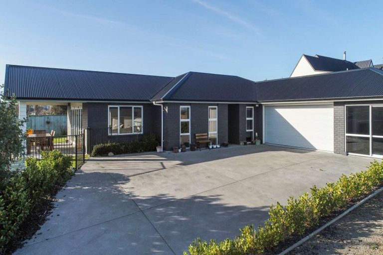 Photo of property in 19 Magnolia Crescent, Tawhero, Whanganui, 4501