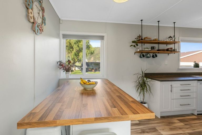 Photo of property in 36 Westminster Road, Wainuiomata, Lower Hutt, 5014