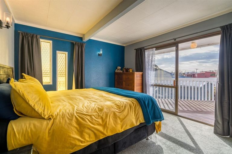 Photo of property in 8 Scott Street, Milton, 9220