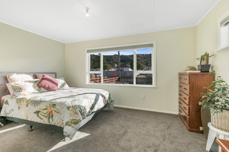 Photo of property in 36 Westminster Road, Wainuiomata, Lower Hutt, 5014