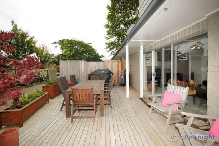 Photo of property in 24 Rutherglen Avenue, Ilam, Christchurch, 8041