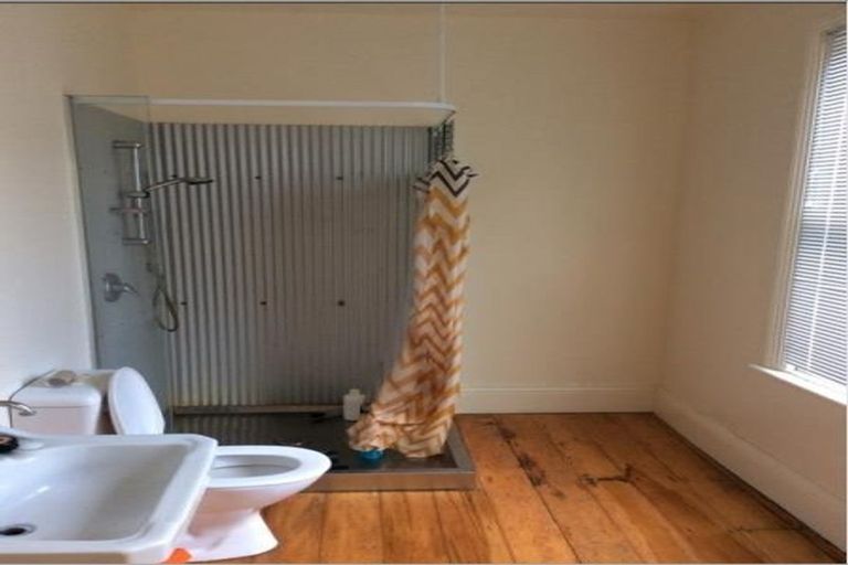 Photo of property in 93 Office Road, Merivale, Christchurch, 8014