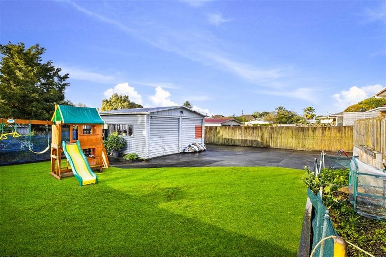 Photo of property in 42 Jillian Drive, Ranui, Auckland, 0612