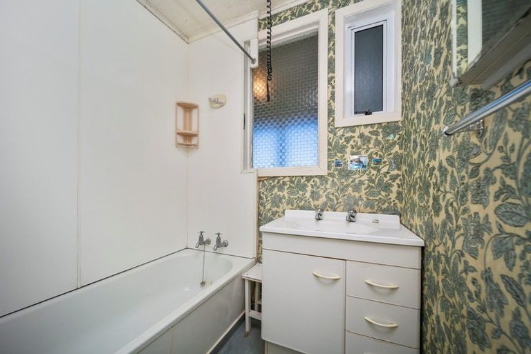 Photo of property in 10 Tohu Place, Spotswood, New Plymouth, 4310