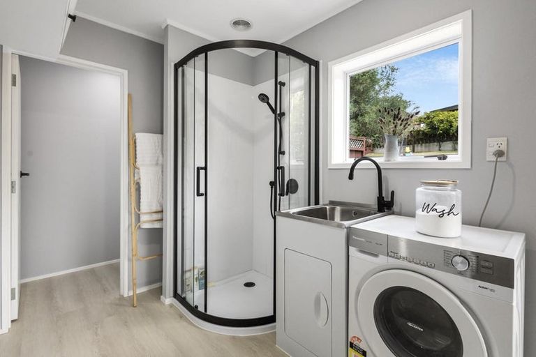 Photo of property in 8 Burn-murdoch Street, St Andrews, Hamilton, 3200