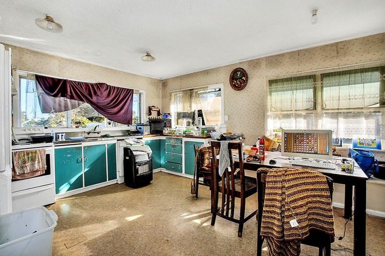 Photo of property in 27 Rosehill Drive, Rosehill, Papakura, 2113