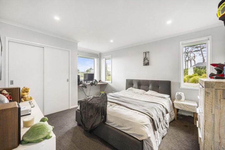 Photo of property in 22 Irwin Road, Kingseat, Pukekohe, 2679