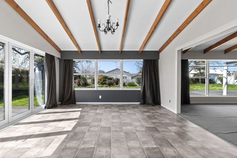 Photo of property in 38 Queen Street, Cambridge, 3434