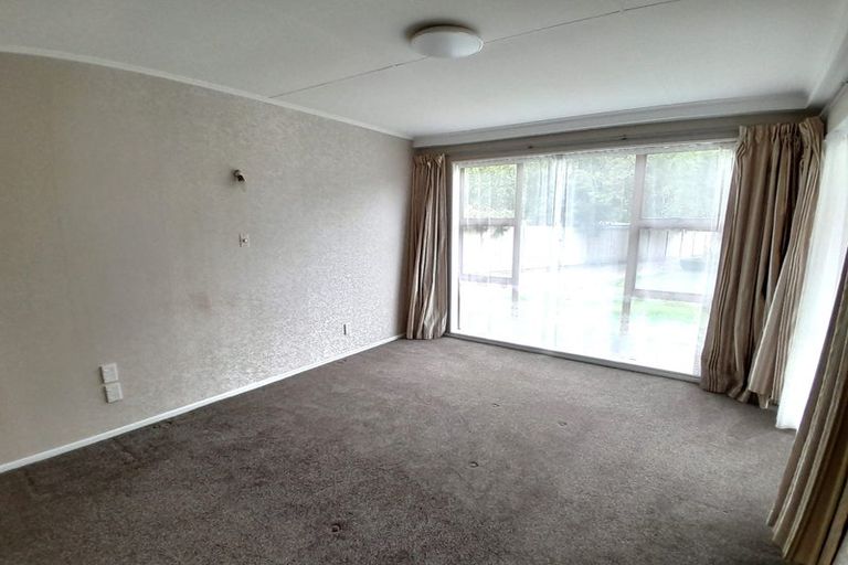 Photo of property in 397 Arapaepae Road South, Levin, 5571