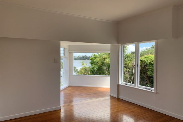 Photo of property in 65 Norwood Road, Bayswater, Auckland, 0622