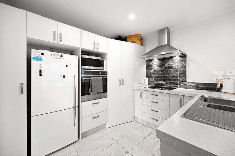 Photo of property in 22 Ladeira Place, Fitzroy, Hamilton, 3206