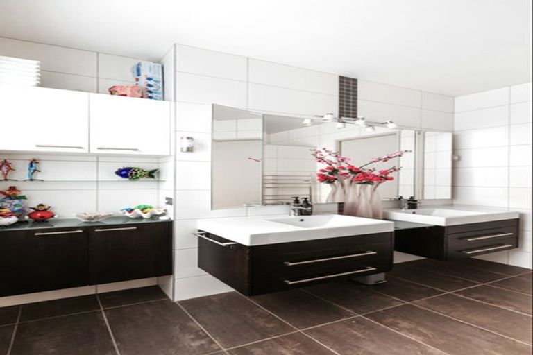 Photo of property in 98 Harbour Drive, Otumoetai, Tauranga, 3110