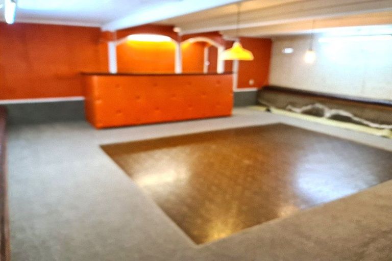 Photo of property in 125 Reeves Road, Pakuranga Heights, Auckland, 2010