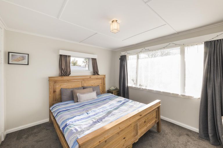 Photo of property in 380 Ruahine Street, Terrace End, Palmerston North, 4410