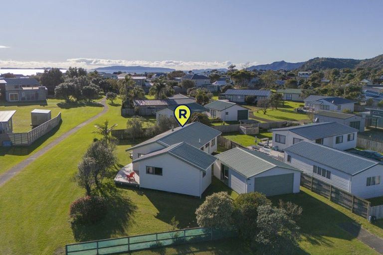 Photo of property in 528 Matarangi Drive, Matarangi, Whitianga, 3592