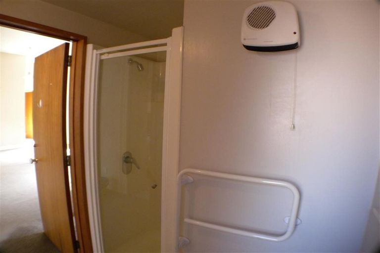 Photo of property in 5/33 Dowling Street, Dunedin Central, Dunedin, 9016