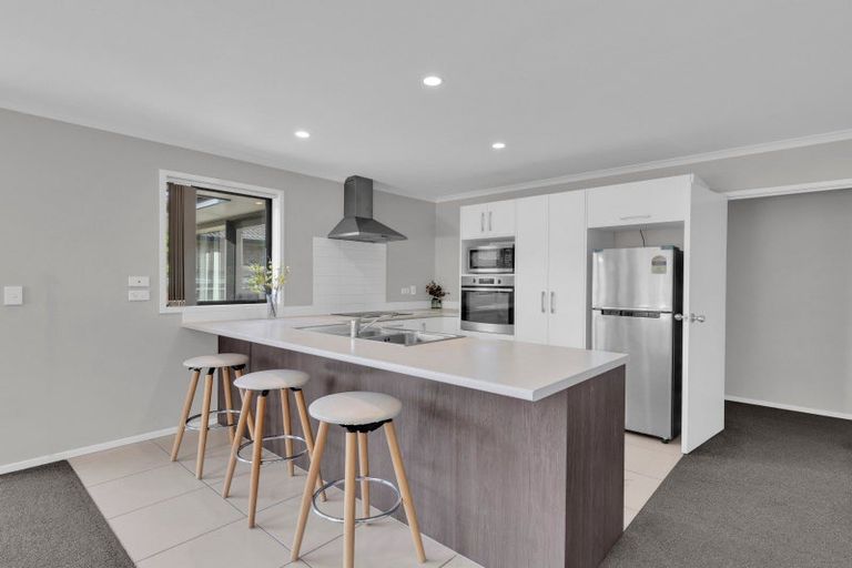 Photo of property in 12 Teafields Court, Huntington, Hamilton, 3210