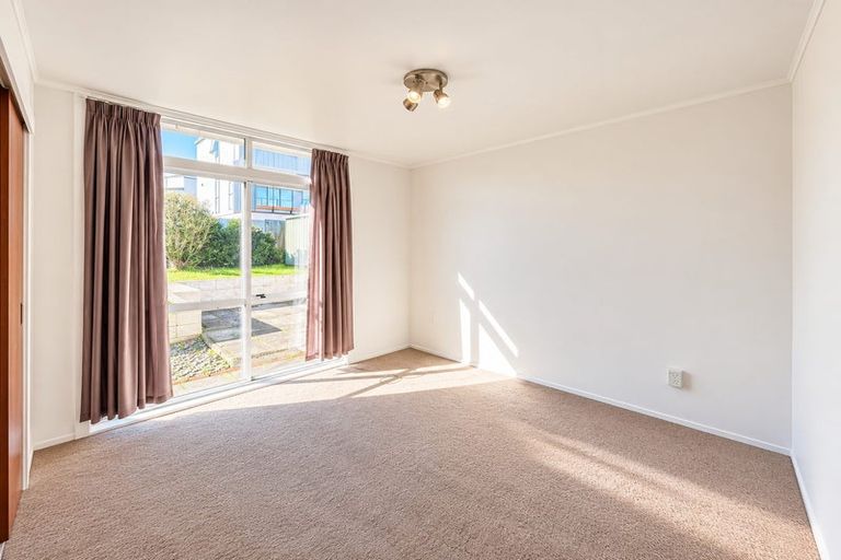 Photo of property in 35 Stanniland Street, Sunnyhills, Auckland, 2010