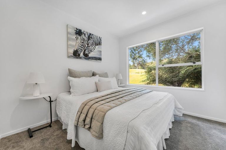 Photo of property in 28 Annison Avenue, Glen Eden, Auckland, 0602