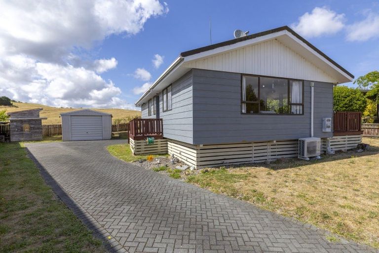 Photo of property in 12 Epping Place, Richmond Heights, Taupo, 3330