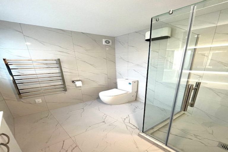 Photo of property in 33a Galsworthy Place, Bucklands Beach, Auckland, 2014