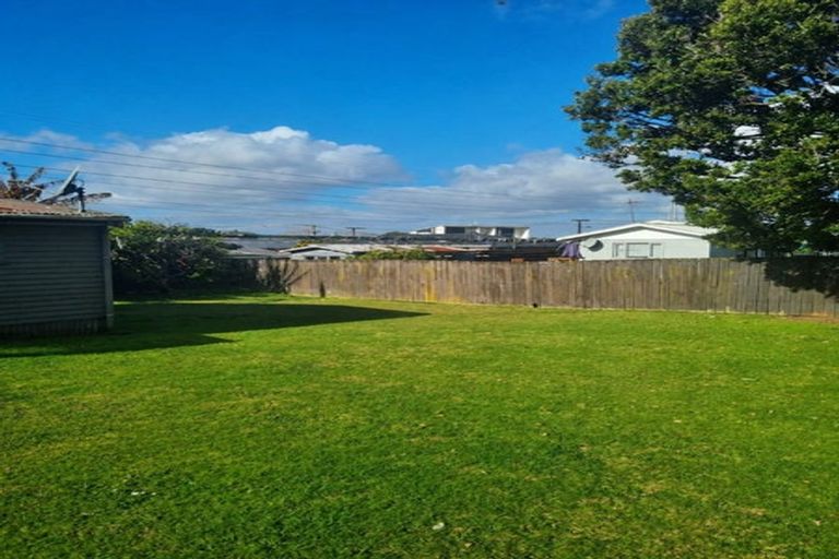 Photo of property in 6 Terry Place, Otara, Auckland, 2023