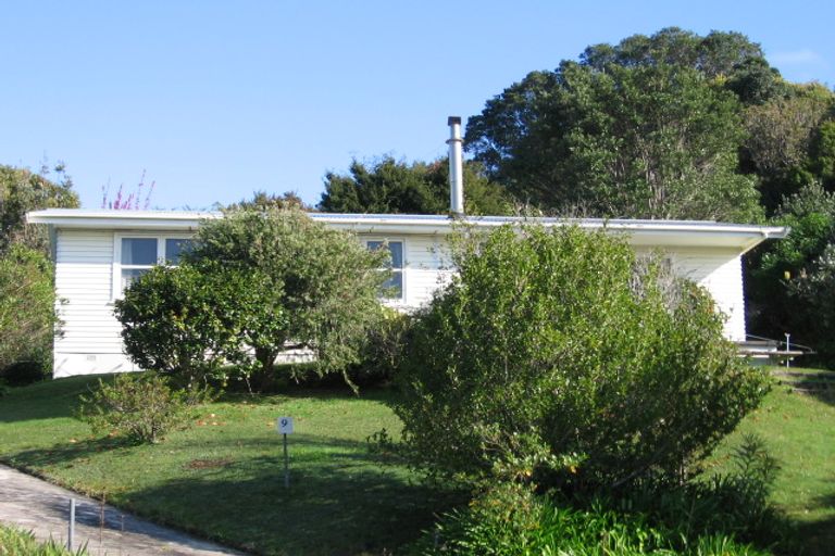 Photo of property in 9 Bay View Place, Ferry Landing, Whitianga, 3591