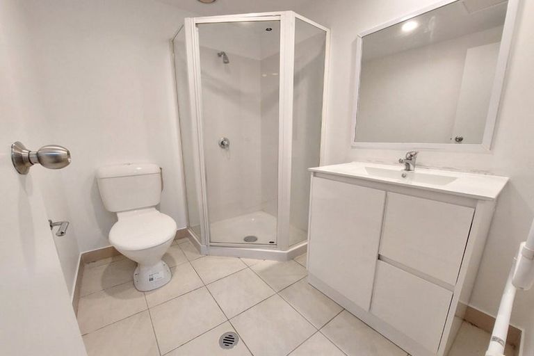 Photo of property in 10d Crown Lynn Place, New Lynn, Auckland, 0600