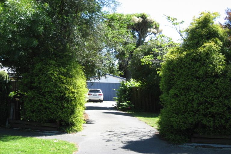 Photo of property in 20 Elwyn Place, Avonhead, Christchurch, 8042