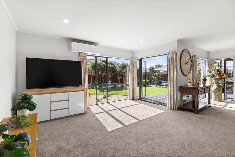 Photo of property in 1 Hyatt Grove, Greenmeadows, Napier, 4112